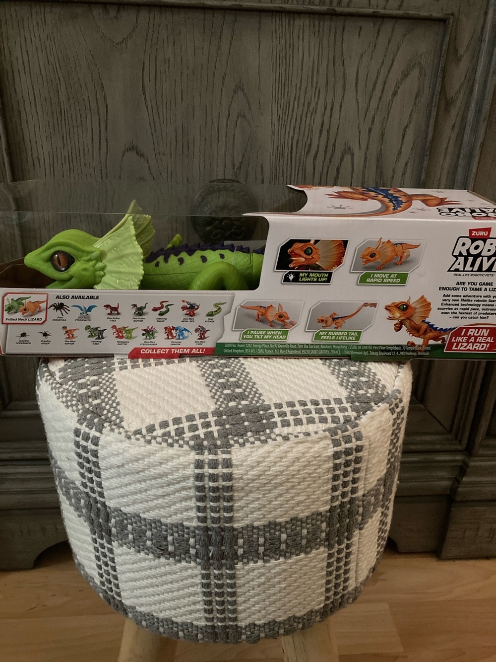 Robo Alive Green Interactive Lizard Toy by Zuru